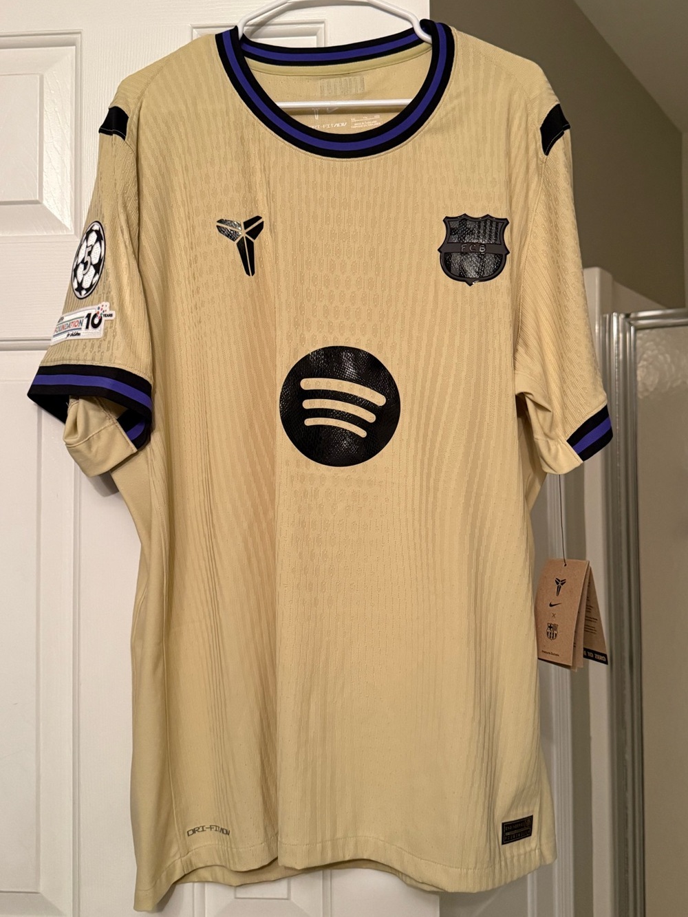 F.C. Barcelona 2025/26 Match Away Kobe Authentic Soccer Shirt size XXL NWT NIKE